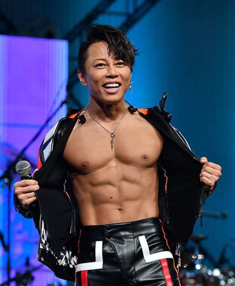 【原神】西川貴教さん、こういう趣向の外人に見つかってしまう・・・